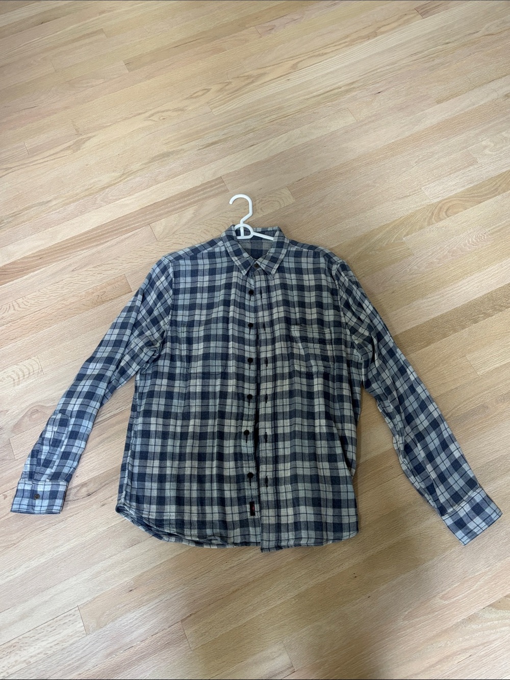 Men's Plaid Button-Up Shirt in Black & Cream